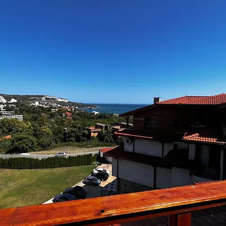 Belle's Luxe アパート バルチク