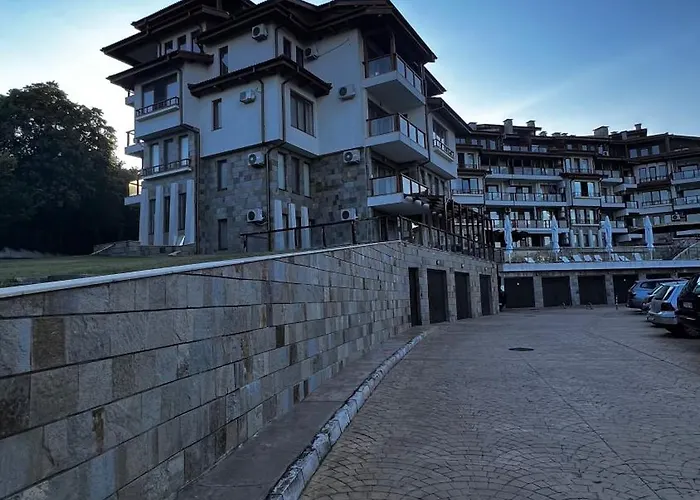 Belle's Luxe Appartement Balchik