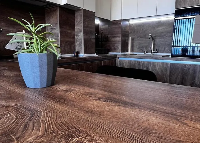 Belle's Luxe Appartement Balchik