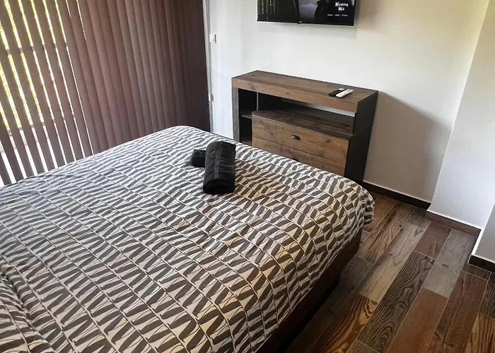 Belle's Luxe Balchik